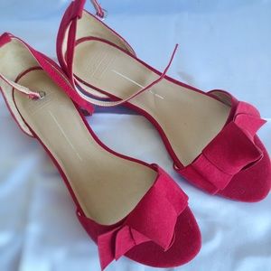 Red Sandals-NEW NEW NEW but no tags